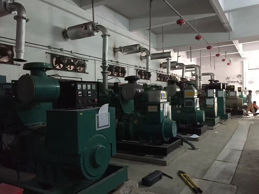 客戶(hù)發(fā)電機(jī)房環(huán)保消音工程（1）