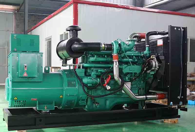 200KW玉柴柴油發(fā)電機(jī)組