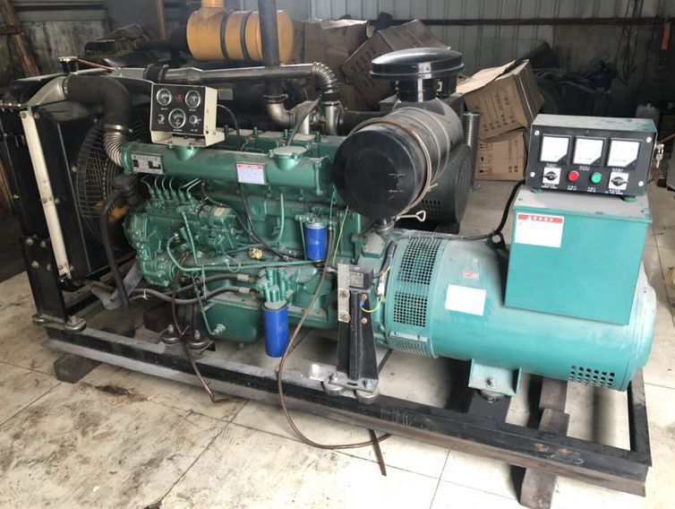 150KW二手康明斯發(fā)電機(jī)