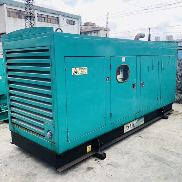 120千瓦康明斯靜音型二手柴油發(fā)電機(jī)組
