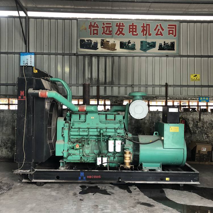 550千瓦二手康明斯發(fā)電機(jī)組
