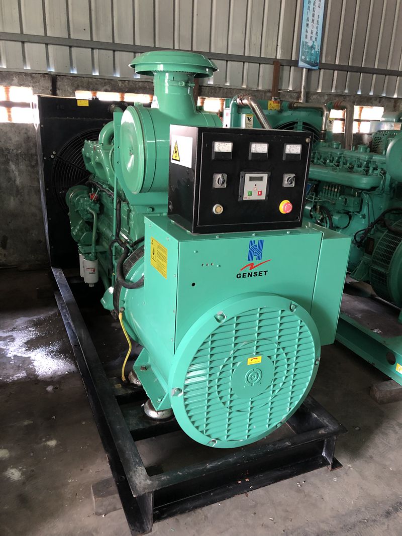 康明斯250kw二手發(fā)電機(jī)組